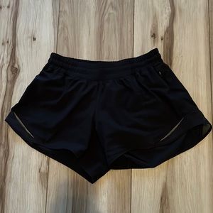 Lululemon Hotty hot short